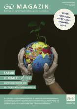 Cover des Dossiers, Hände halten eine Weltkugel